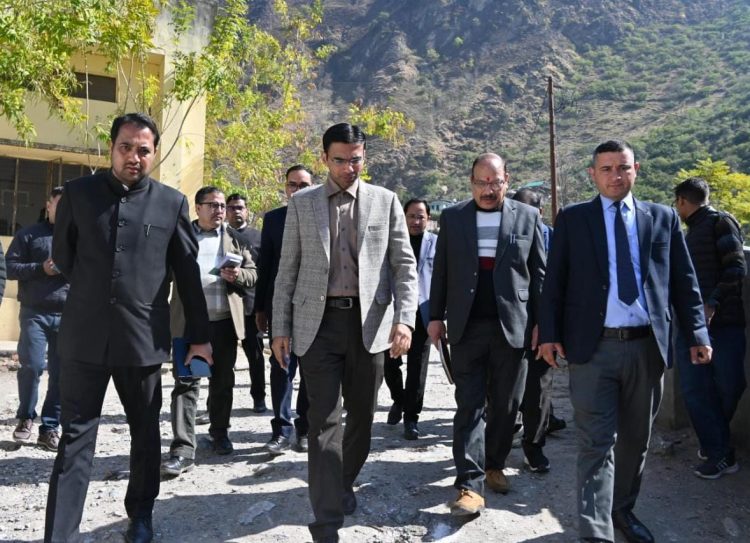 त्यूणी 1